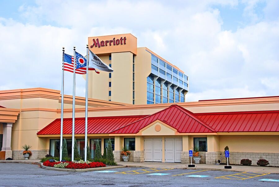 Wyndham Cleveland Airport Hotell Exteriör bild